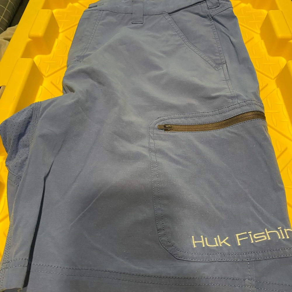 Huk Fishing Blue Shorts XL